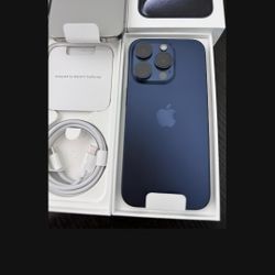 iPhone 15 Pro Max (256GB Unlocked)