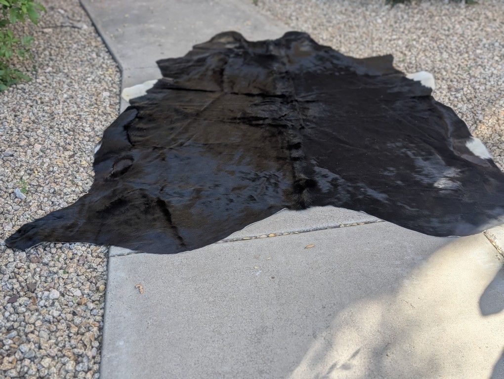 New Authentic Cowhide Area Rug