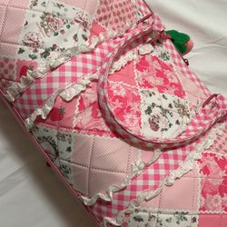 STRAWBERRY SHORTCAKE WEEKENDER BAG 