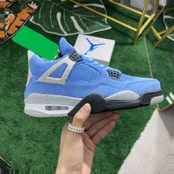 Jordan 4 University Blue 32 