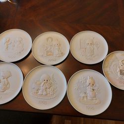 Vintage Porcelain Precious Moments   Collectable And Edition Limited  Plates