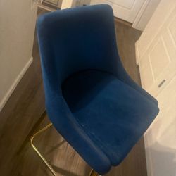 Blue Velvet Chair Selling All  4 For 60
