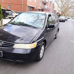 2004 Honda Odyssey Exl Minivan.