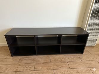 Free tv stand