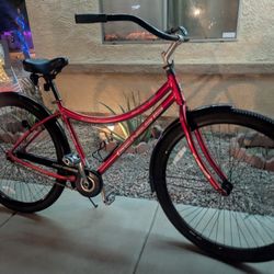 32" GENESIS SUPER 32 MENS CRUISER BIKE. FRESHLY TUNE UP. (HARD TO FIND). ALUMINUM 👌🏼