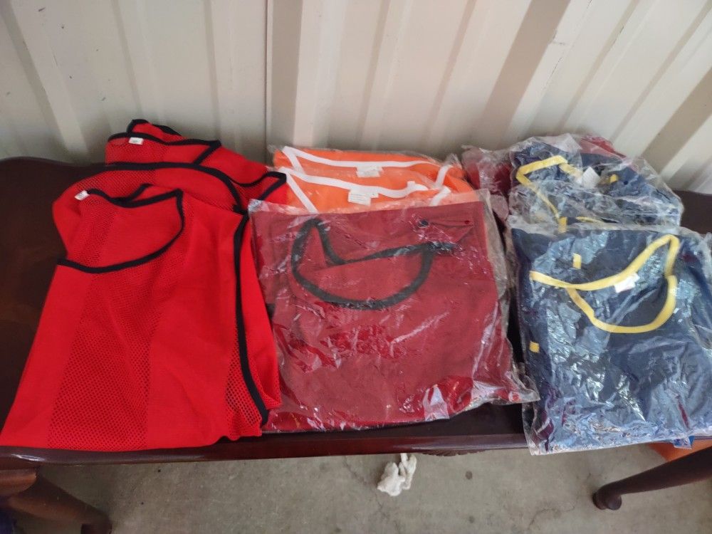 Youths Soccer Jerseys Red Soccer Socks