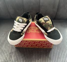 VANS - KNU SKOOL
