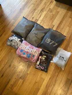 NEED GONE ASAP *DM FOR PRICE*