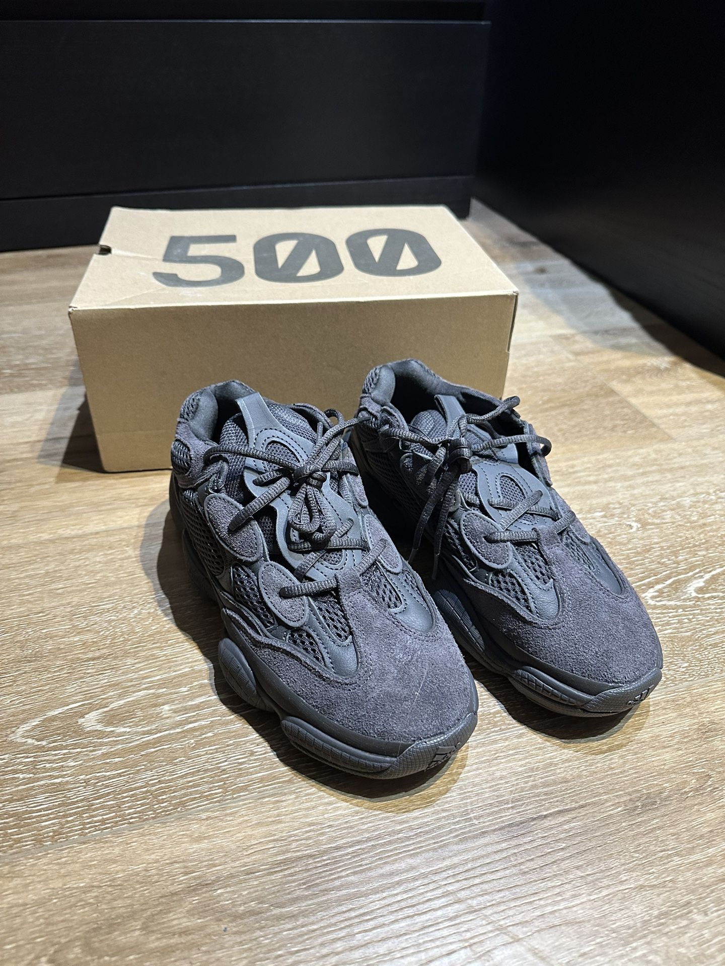 Yeezy 500 (Utility Black / Size 8.5)