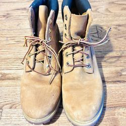 Timberland’s new without box size 8