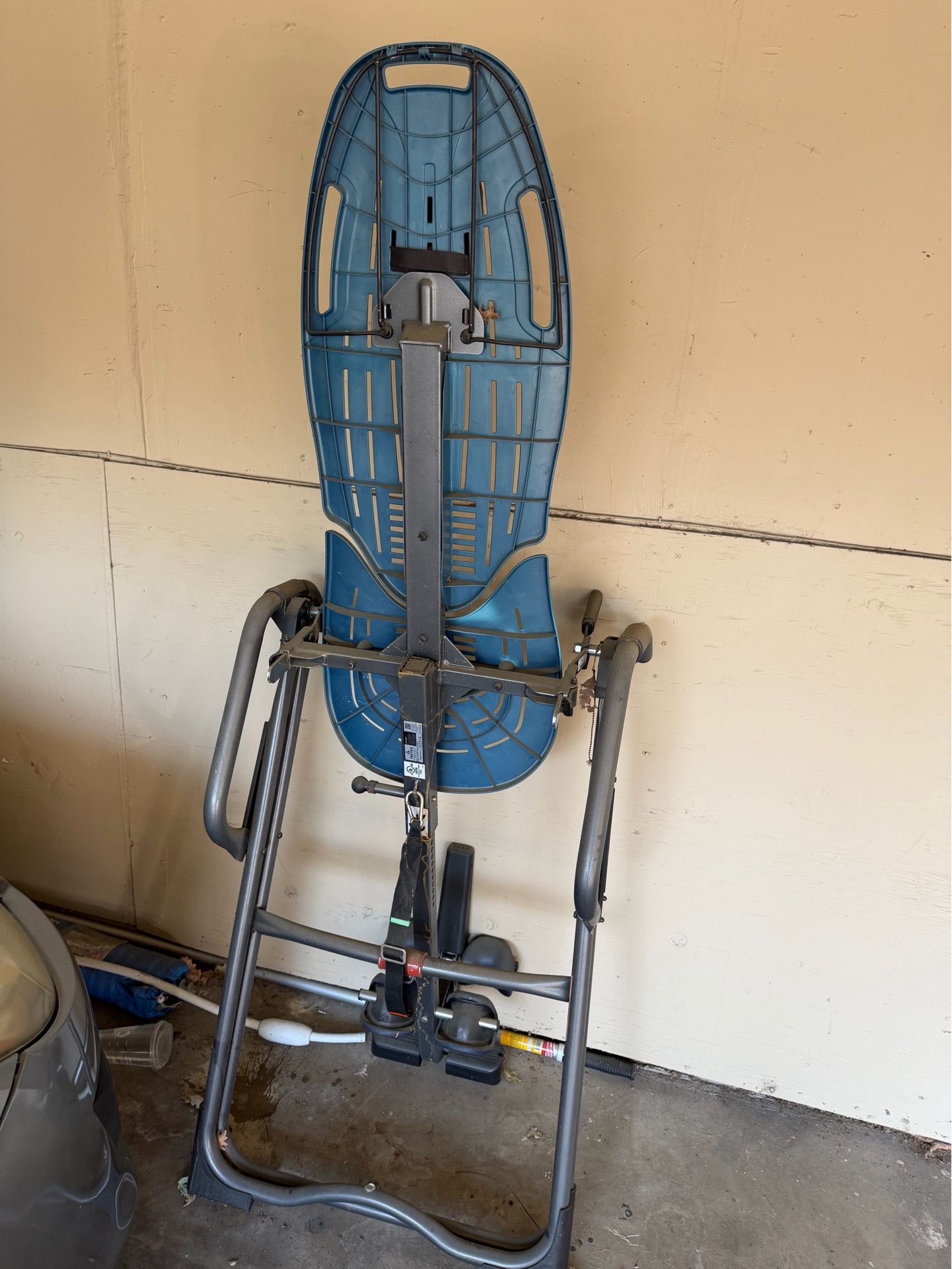 Inversion table