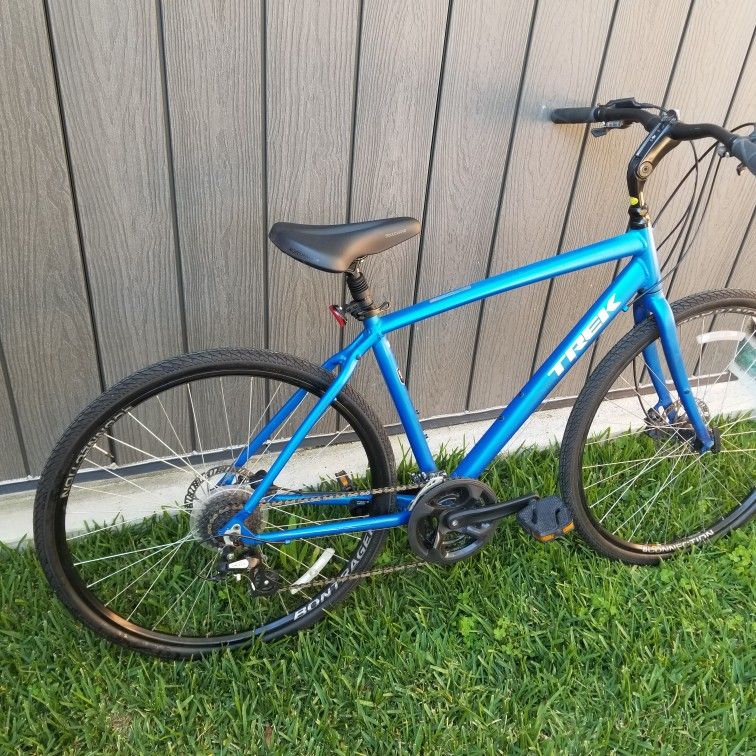 Trek Bike Verve 2 Gold Alpha Aluminum Large Hybrid Bike for Sale