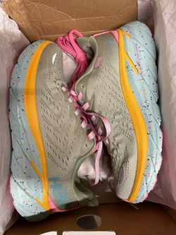 HOKA shoes size 9.5