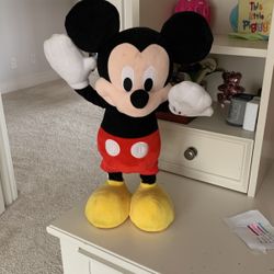 Mickey Mouse Hot Dog Dance Break Mickey Plush