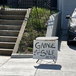 Garages sales  2918 N 26 Street