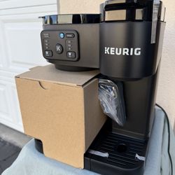 Keurig K-Duo Essentials, Hot & Iced Single-Serve K-Cup Pod Coffee Maker & Carafe