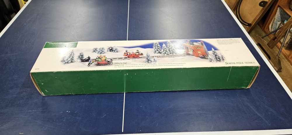 Department 56 Animated Loading The Sleigh