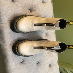 Dr Martens women’s Boots