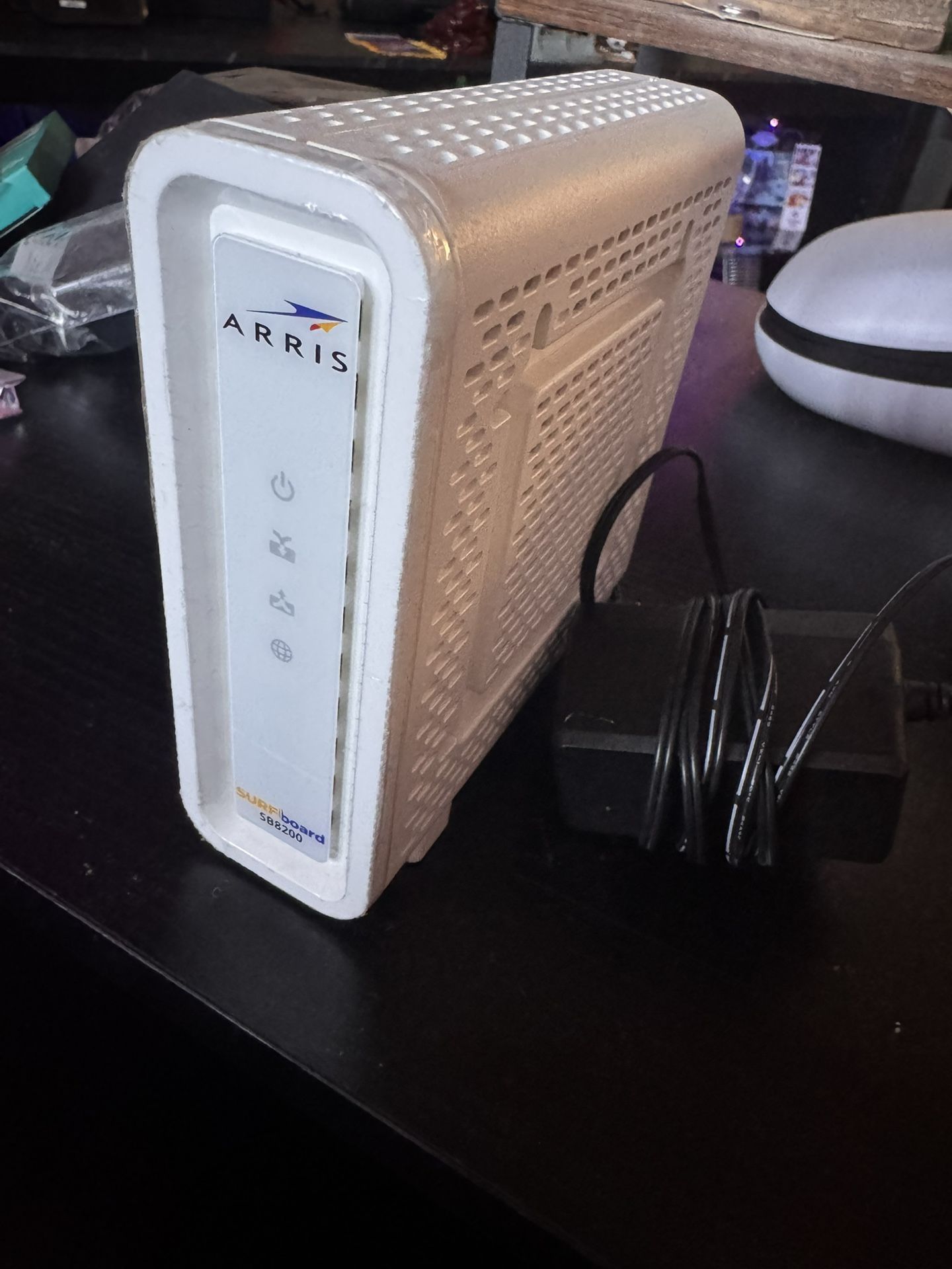 Arris SB8200 Cable Modem $50
