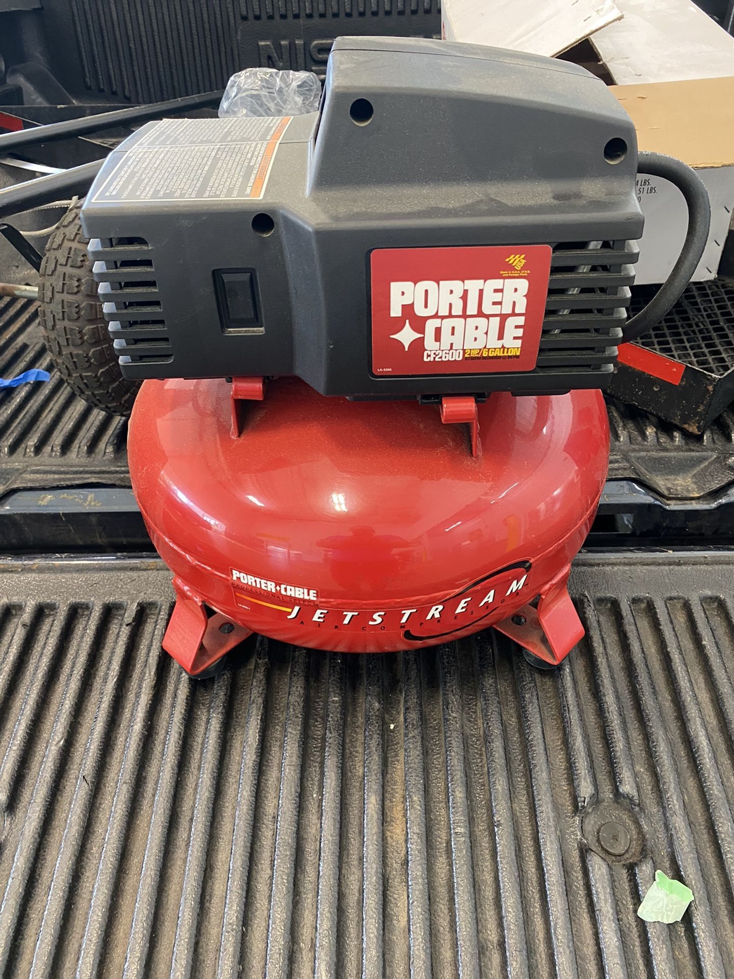 Porter Cable Six Gallon Pancake Air Compressor 135psi Model CF2600 2hp Motor