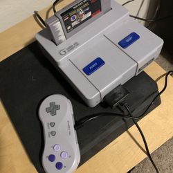 Super Nintendo Replica Plus Tecmo Super Bowl 