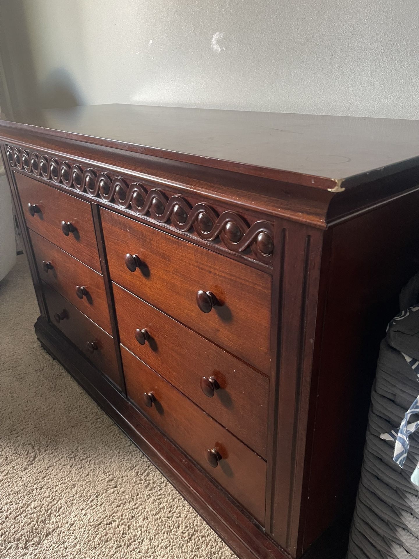 Dresser (toddler)