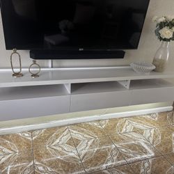 TV Console In Good Conditions