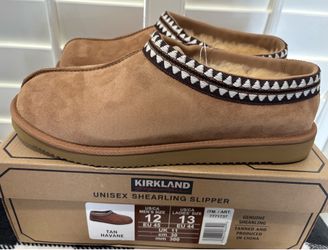 New Kirkland Unisex TAN Shearling Genuine Sheepskin Slipper (Men’s 12/Women’s 13) - $25