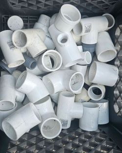 Plumbing fittings, various sizes