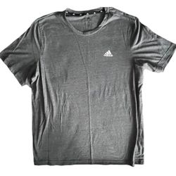 Adidas T-shirt