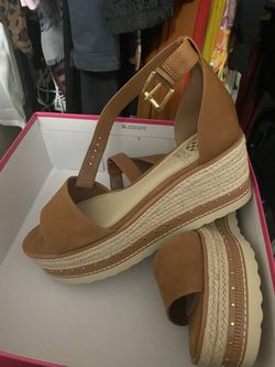 Vince Camuto Shoes