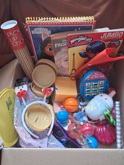 Free kids items/toys/trinkets
