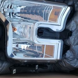 New Ford F150 Head Lights 2015 Thru 2017  New 