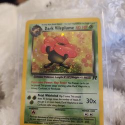 Dark Vileplume. Halo. *Rare*. Lightly used