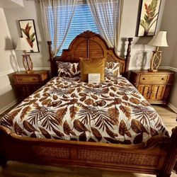Beautiful 6 Piece Tommy Bahama style Queen Set 