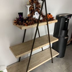Bookshelf / Decor Shelf
