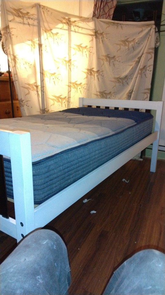 Twin Bed