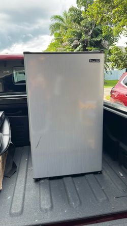 Apartment /Dorm/Bar  Refrigerator