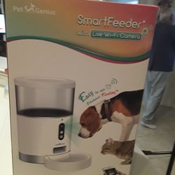 Smart Feeder In Weeki Wachee Spring Hill