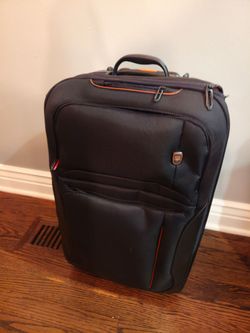Tumi T-Tech Move Luggage Carry On 22" Black & Orange Suitcase