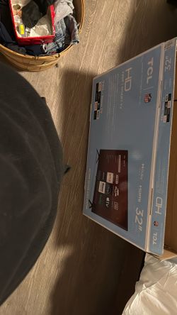 New 32”Roku Tv