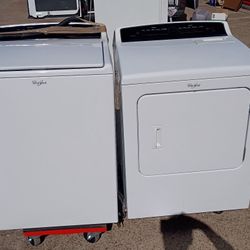 Whirlpool  Electric Washer And Dryer (Very BBC