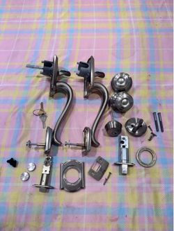 Double door lock set with keys