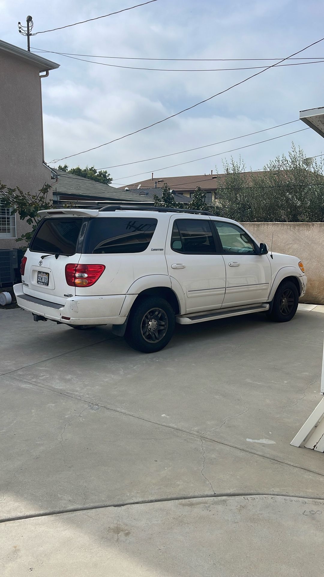 2004 Toyota Sequoia