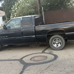 1999 Dodge Ram