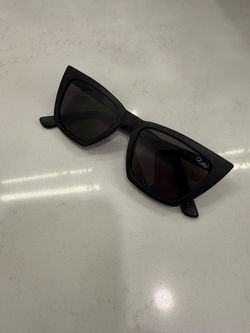 Quay X Desi Perkins Sunnies " don't @ me "