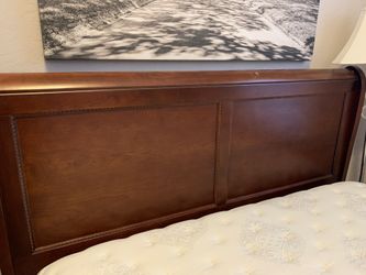 Solid queen bed with mattress