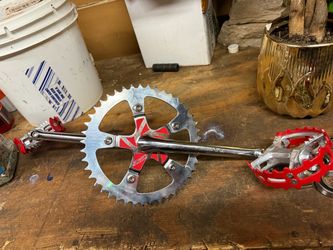 Sugino vintage 3 piece crank set with sealed bearing and oedals