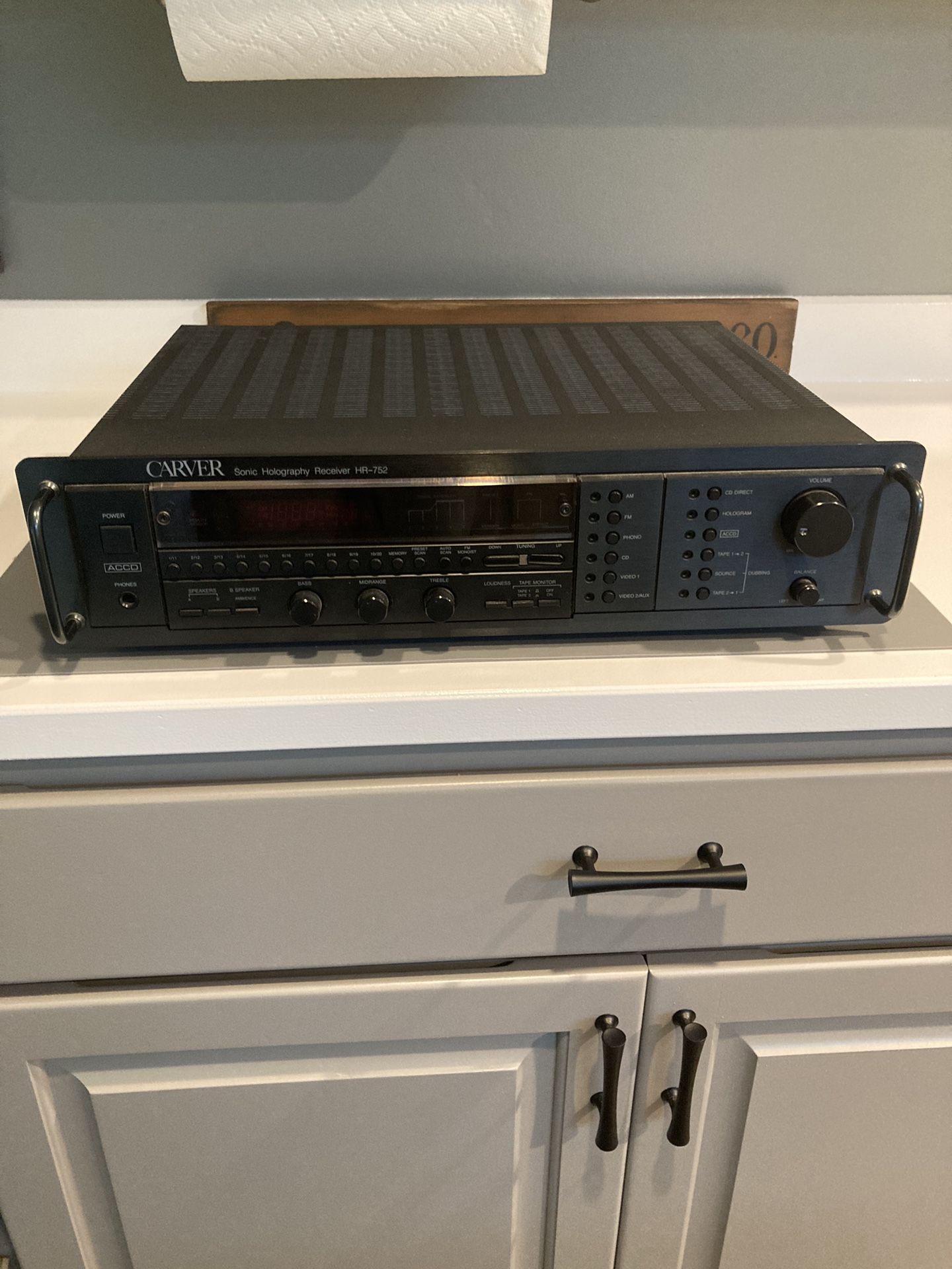 Carver Stereo Receiver - HR 752