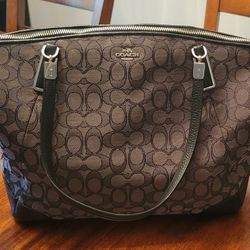 Signature Coach Bag Jacquard/leather 